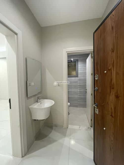 5 bedroom apartment in Al Rehab 5