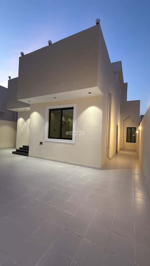 5 bedroom villa in Al Wafa 1