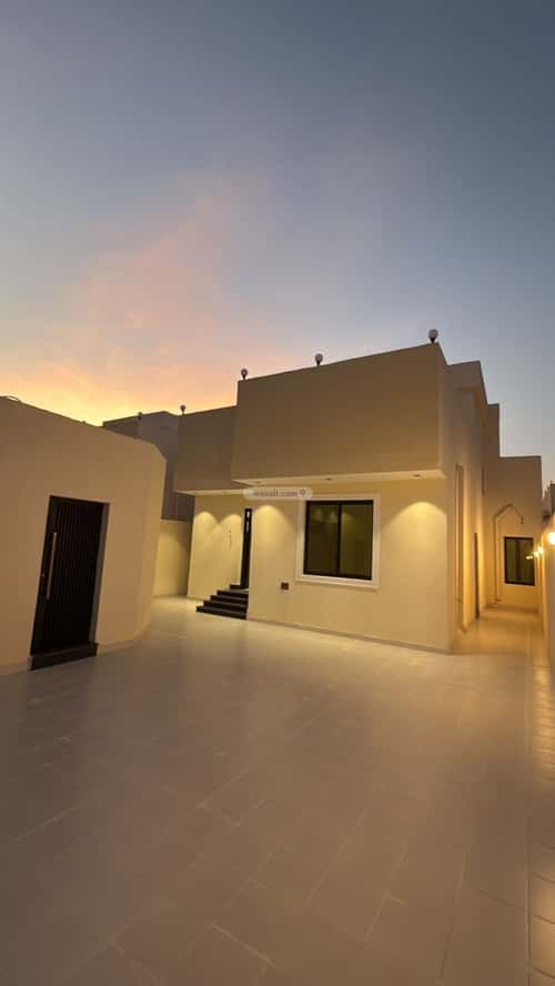 5 bedroom villa in Al Wafa 3