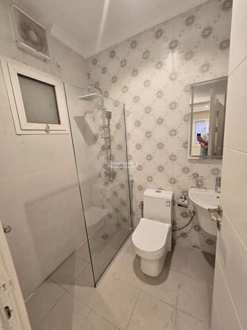 6 bedroom apartment in Ar Rayan 5