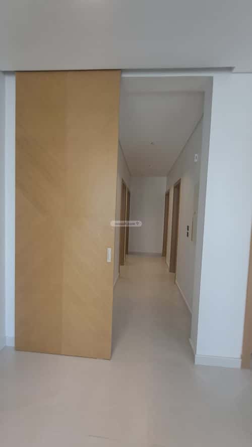 3 bedroom apartment in Al Rawdah 4