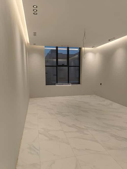 9 bedroom villa in Al Yaqout 2
