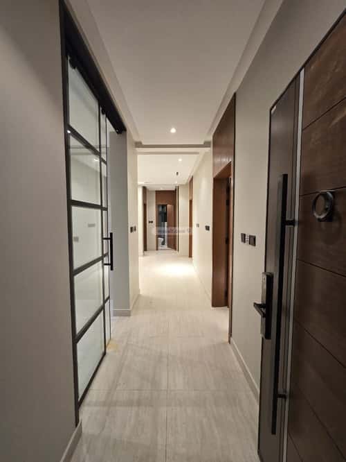 4 bedroom apartment in Al Marwa 5