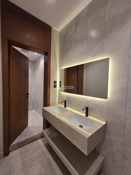 4 bedroom apartment in Al Marwa 6