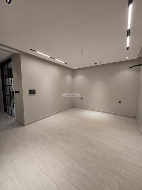 4 bedroom apartment in Al Marwa 5