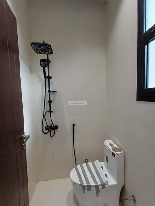 6 bedroom villa in Al Rahmaniyyah 4