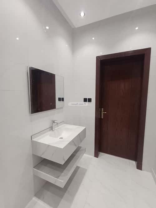 5 bedroom villa in Al Wafa 1