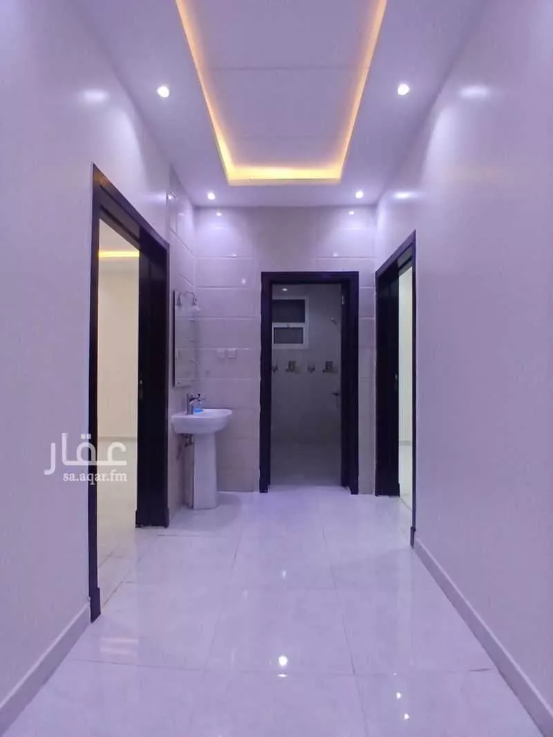 3 bedroom apartment in Al Janadriyah, Riyadh 4