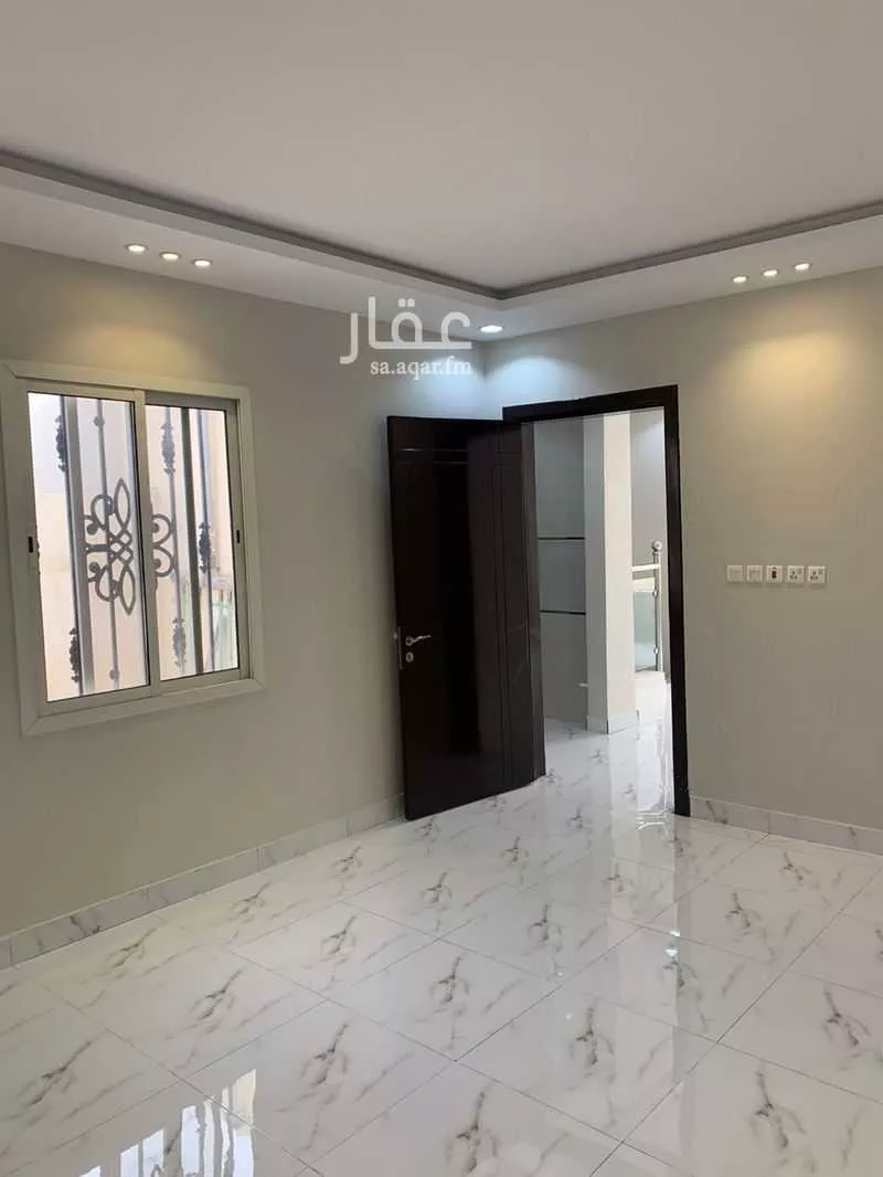4 bedroom villa in Al Hazm 28