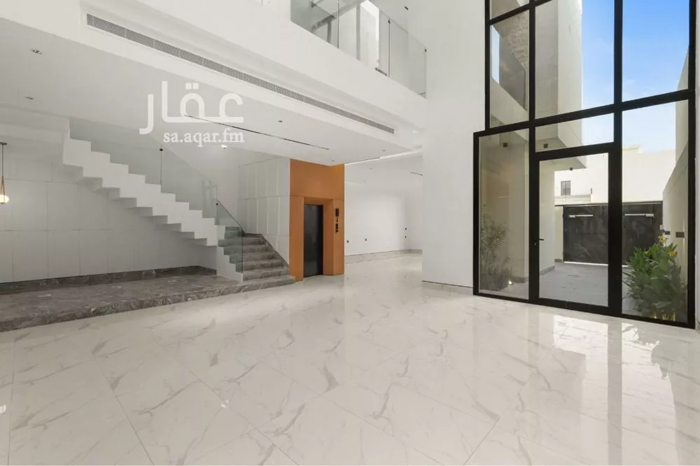 4 bedroom villa in Al Narjis 13