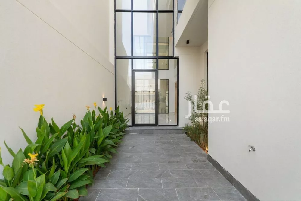 4 bedroom villa in Al Narjis 7