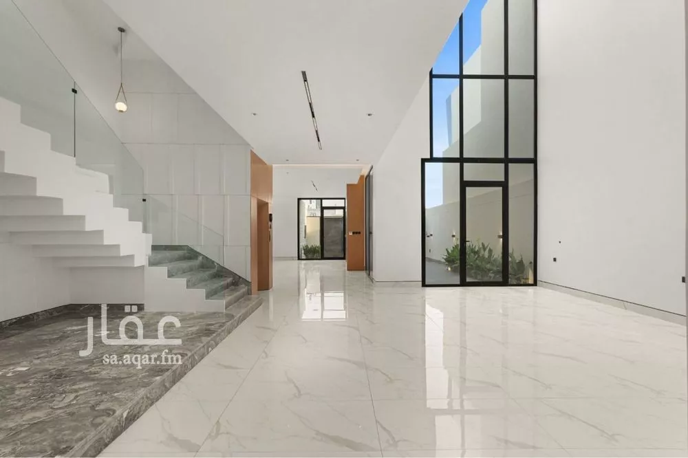 4 bedroom villa in Al Narjis 10