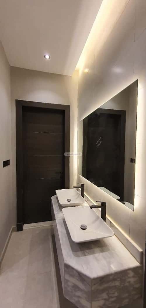 6 bedroom apartment in Al Marwa 1