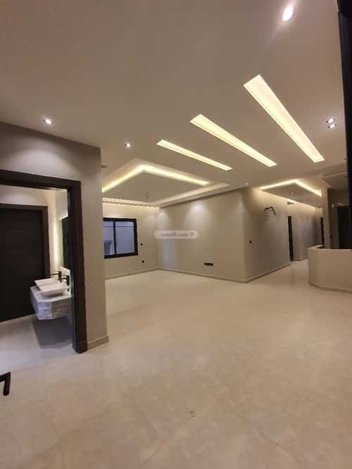 6 bedroom apartment in Al Marwa 4