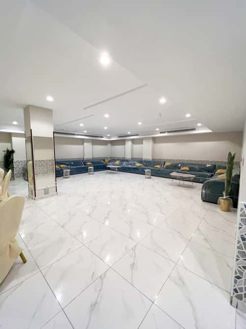 5 bedroom apartment in Al Salamah 12