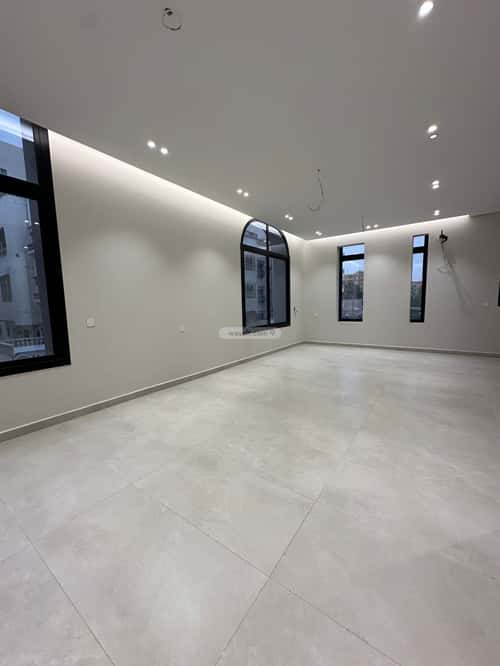 4 bedroom apartment in Al Rawdah 7