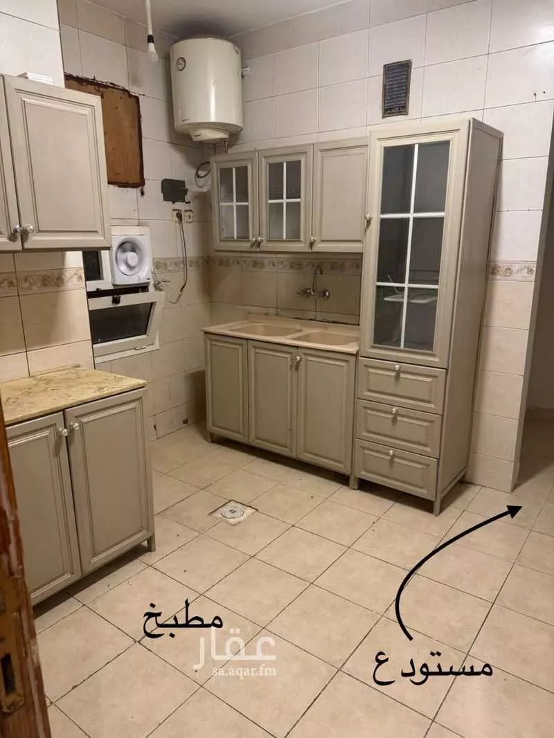 3 bedroom apartment in Granada 4