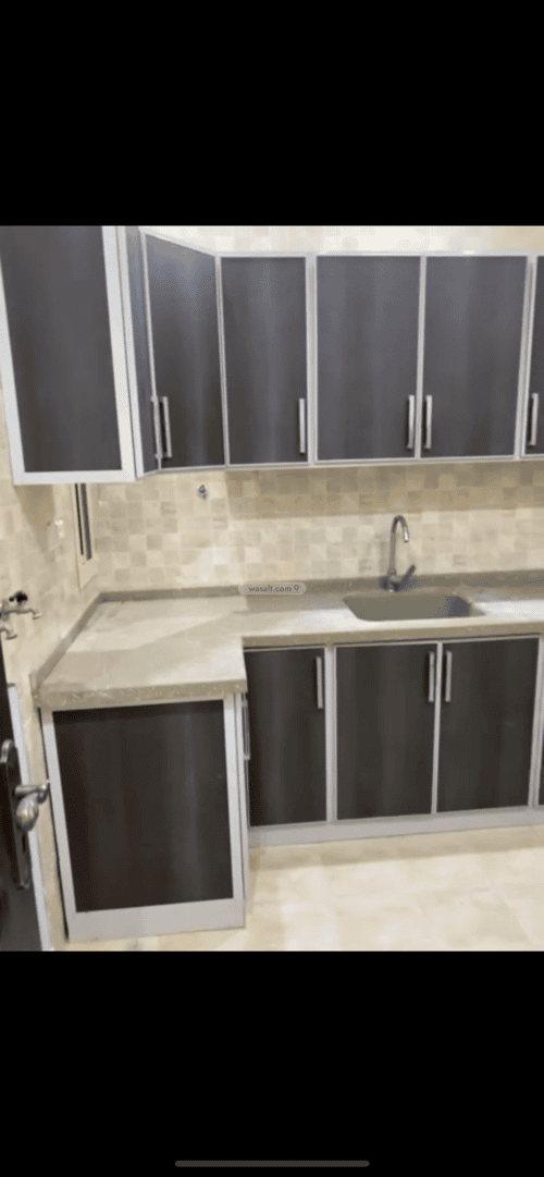 4 bedroom apartment in Al Salamah 5