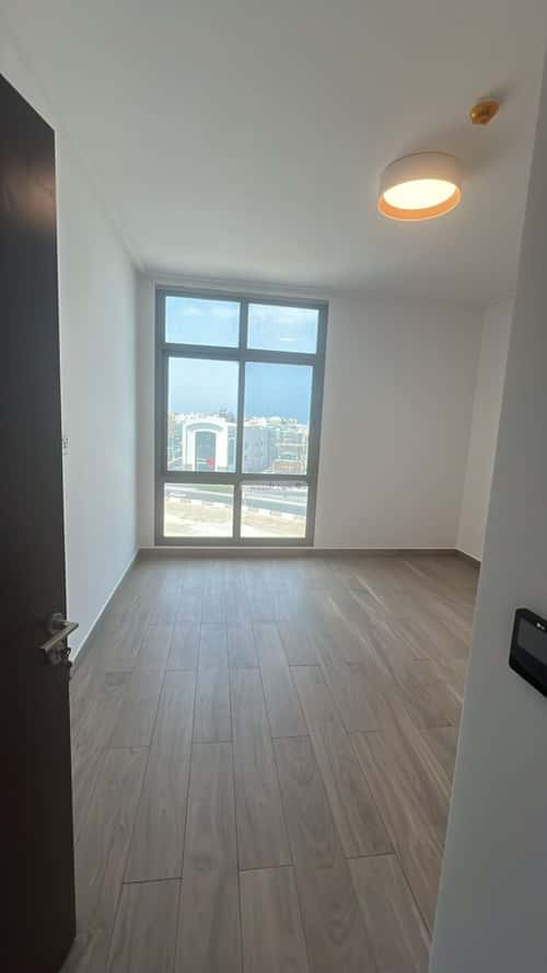 3 bedroom apartment in Al Salamah 4