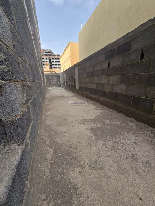 5 bedroom villa in Abhur South 12