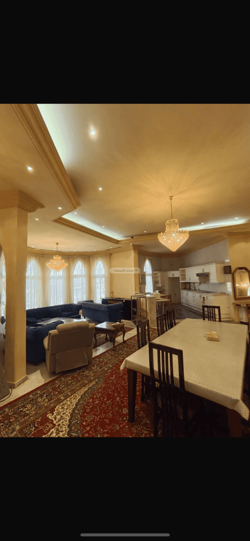8 bedroom villa in Al Khalidiyyah 2