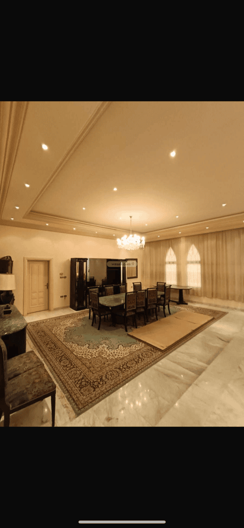 8 bedroom villa in Al Khalidiyyah 13