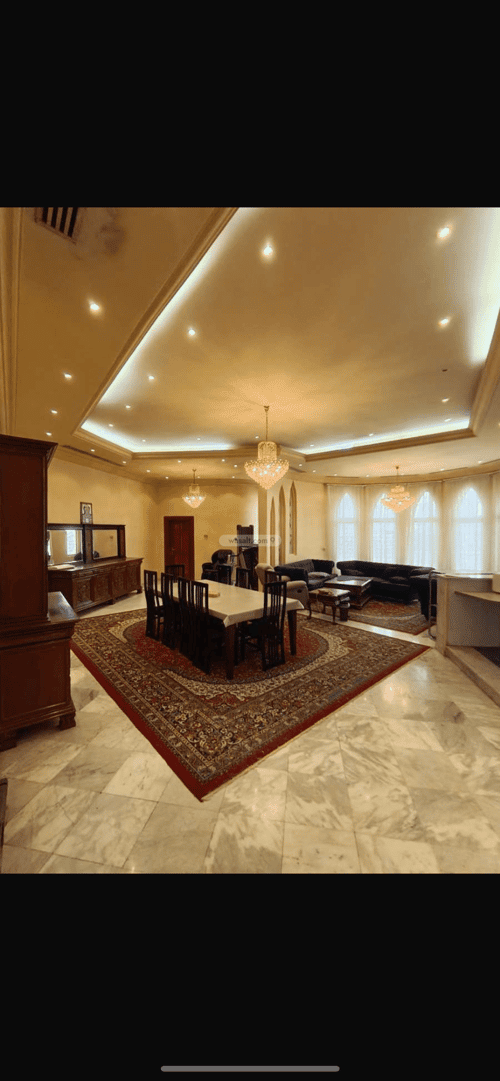 8 bedroom villa in Al Khalidiyyah 12