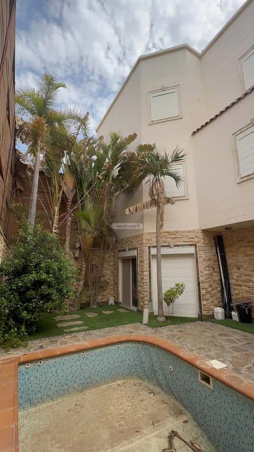 فيلا 9 غرف في البساتين 4