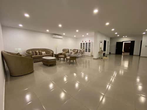 8 bedroom villa in As Sawari 4