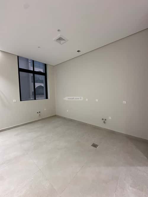 4 bedroom apartment in Al Rawdah 10