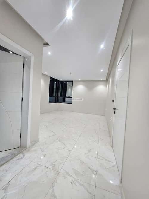 3 bedroom apartment in Mishrifah 6