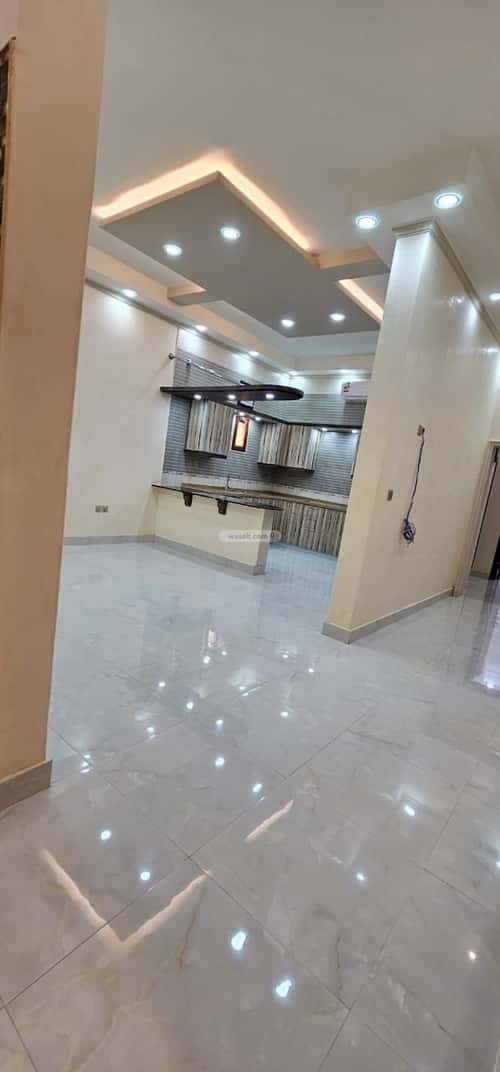 4 bedroom apartment in Al Rabwa 4