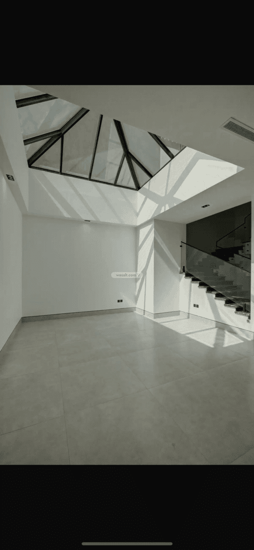6 bedroom villa in Az Zomorod 6