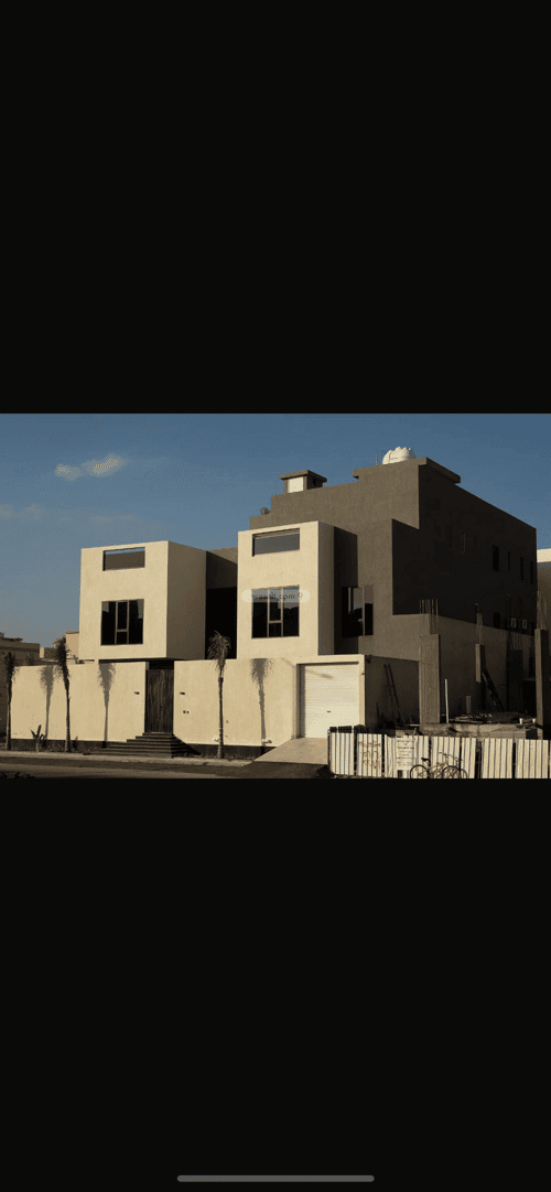 6 bedroom villa in Az Zomorod 11