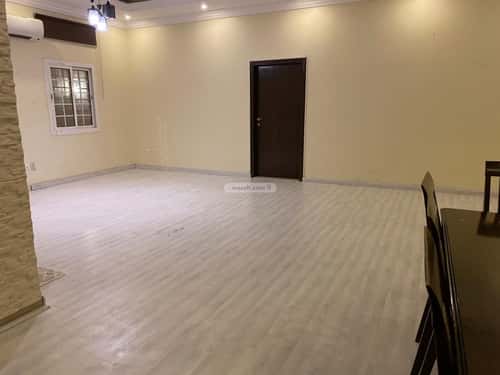 6 bedroom villa in Al Rabwa 15