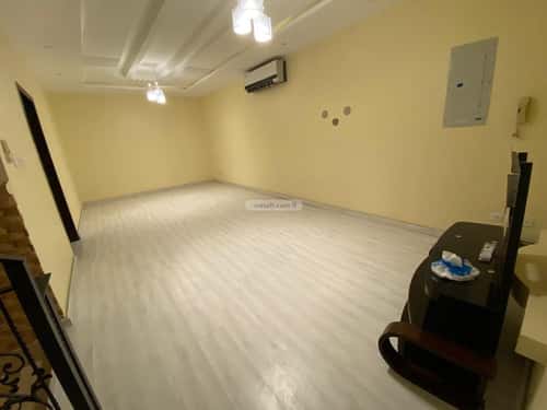 6 bedroom villa in Al Rabwa 8