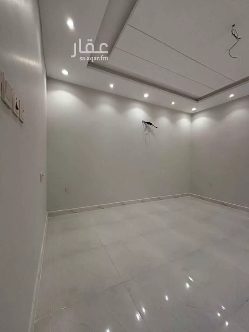 8 bedroom villa in Al Yaqout 20