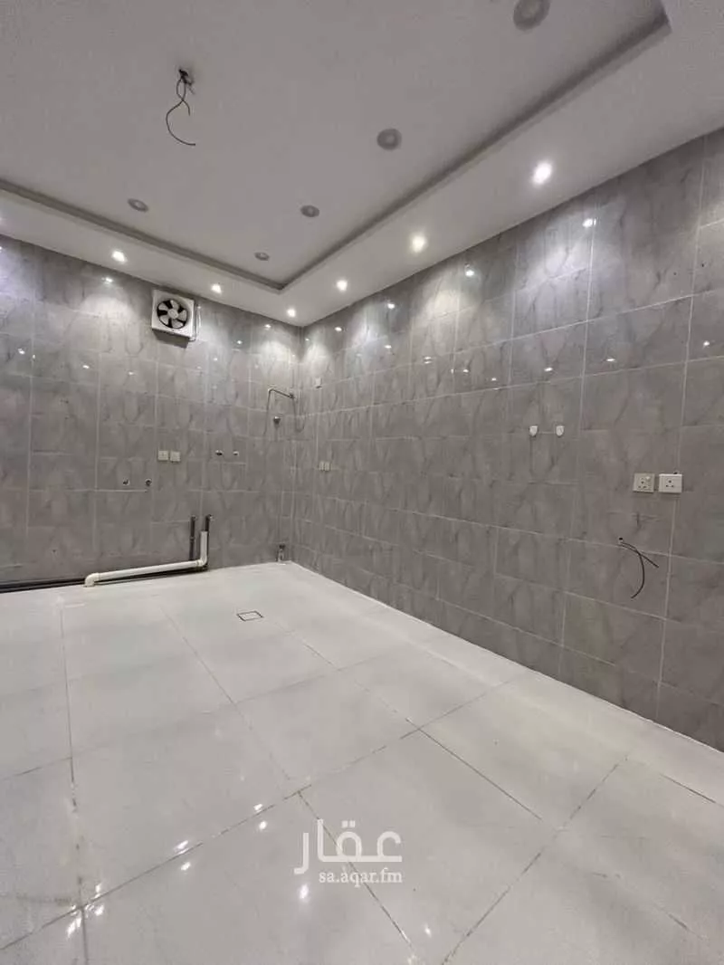 8 bedroom villa in Al Yaqout 21