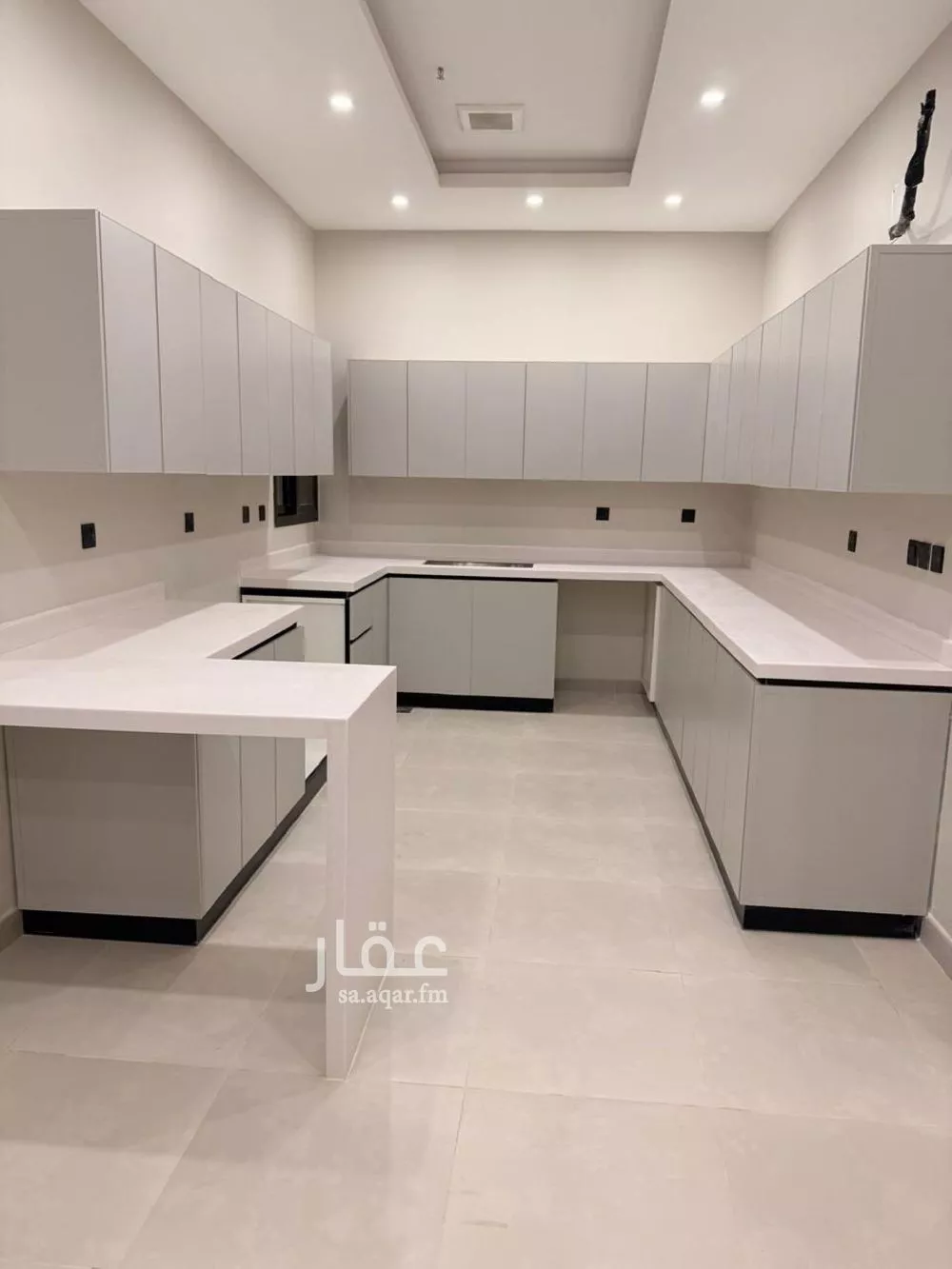 3 bedroom apartment in Al Rimal 7