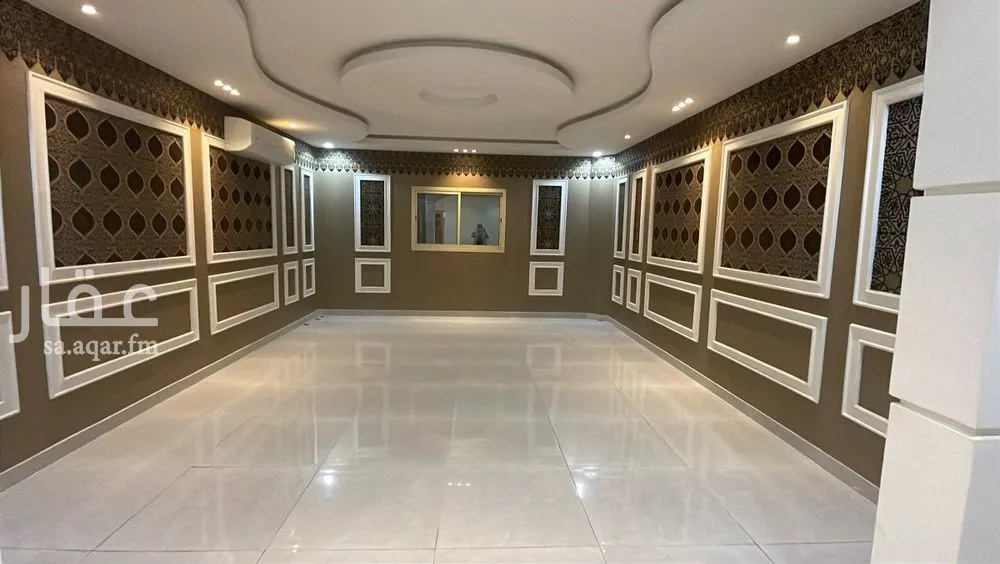 7 bedroom villa in Ishbiliyah, Riyadh 9