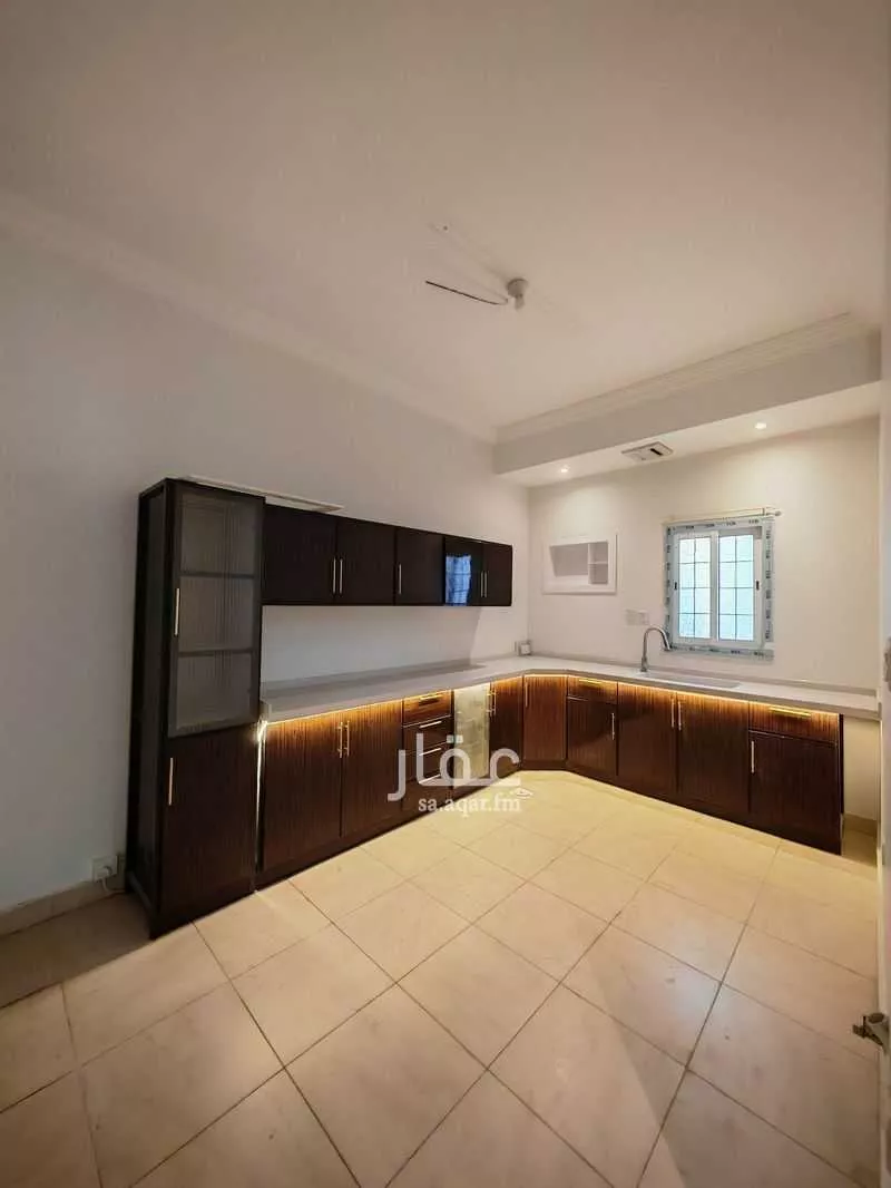 32 bedroom building in Al Yaqout, Jeddah 11