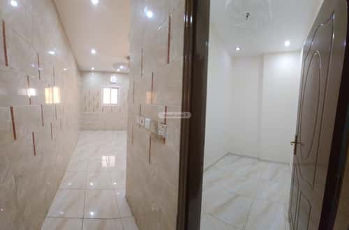 5 bedroom apartment in King Fahd 5