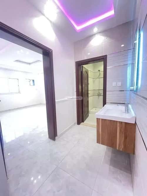 6 bedroom apartment in King Fahd 1