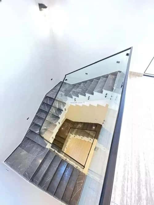 8 bedroom villa in Al Hajlah Al Jadid 1