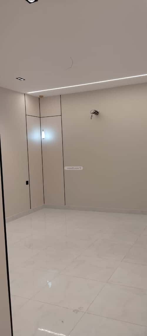 5 bedroom apartment in Batha Quraysh 5