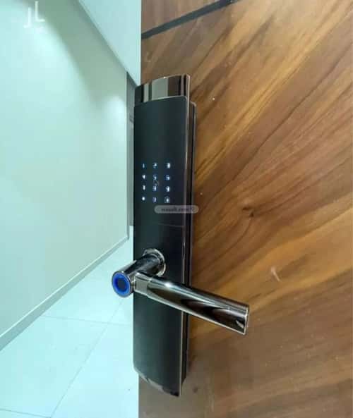 4 bedroom apartment in Batha Quraysh 12