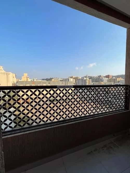 4 bedroom apartment in Batha Quraysh 8