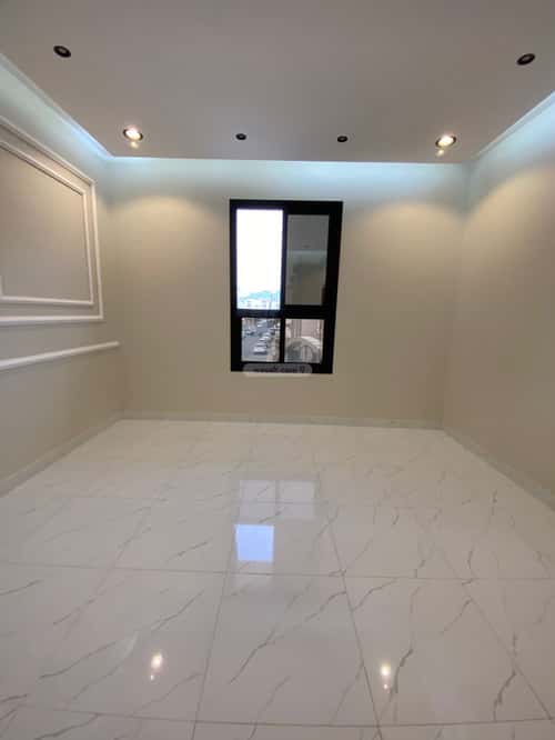 5 bedroom apartment in Al Sharayea 14