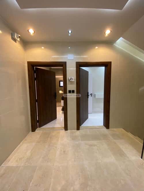 5 bedroom apartment in Al Sharayea 6