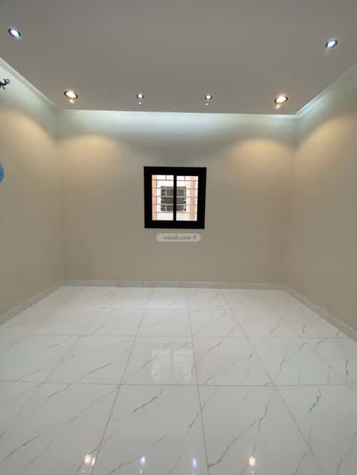 5 bedroom apartment in Al Sharayea 5